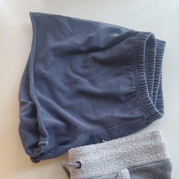 Gray 'HOOVERS' Embroidered Drawstring Shorts - Picture 2 of 5